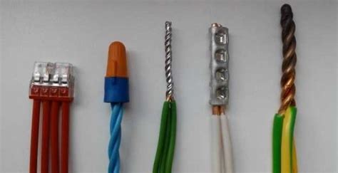  Проверка наличия необходимых кабелей и аксессуаров 